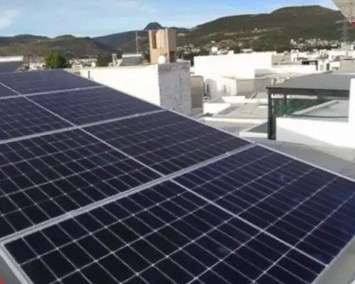 Sistema Fotovoltaico, Colonia Los Naranjos, León Gto